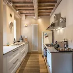 House 아파트