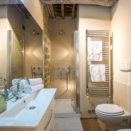 Apartment House Radicondoli